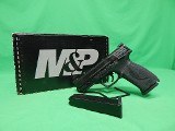 SMITH & WESSON M&P40 M2.0 .40 S&W
