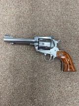RUGER NEW MODEL SUPER BLACKHAWK .44 MAGNUM - 2 of 3