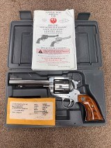 RUGER NEW MODEL SUPER BLACKHAWK .44 MAGNUM