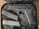 GLOCK G17 GEN5 9MM LUGER (9X19 PARA) - 2 of 3