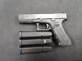 GLOCK G22 GEN 4 .40 CALIBER - 1 of 3