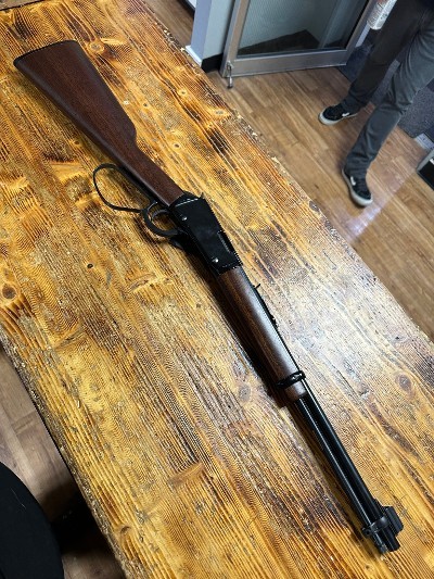 HENRY STANDARD LEVER .22 S/L/LR