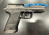 HECKLER & KOCH USP .40 S&W - 2 of 2