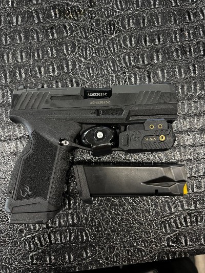 TAURUS GX4 CARRY 9MM LUGER (9x19 PARA)