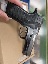 SMITH & WESSON 915 9MM LUGER (9x19 PARA)