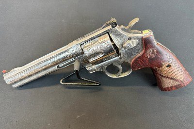 SMITH & WESSON 629 Plus Deluxe .44 MAGNUM