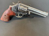 SMITH & WESSON 629 Plus Deluxe .44 MAGNUM - 3 of 3