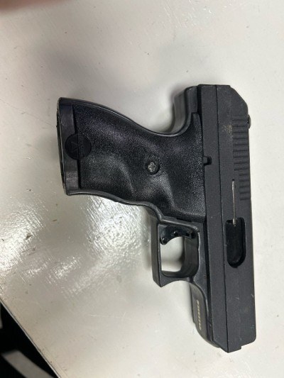 HI-POINT C9 - PISTOL 9MM LUGER (9x19 PARA)