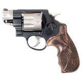 SMITH & WESSON 327 PERFORMANCE CENTER .357 MAG - 1 of 3