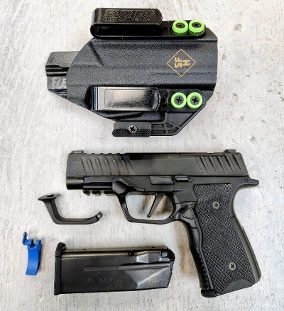 SIG SAUER P365 9MM LUGER (9x19 PARA)
