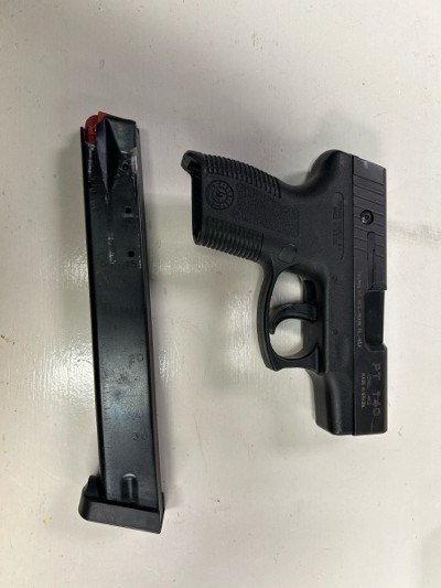 TAURUS PT140 MILLENNIUM PRO 40 Smith & Wesson