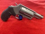 TAURUS THE JUDGE 410 / 45 .45 LC/.410 GA - 1 of 3