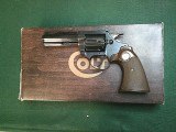 COLT 1976 Diamondback .38 SPL - 1 of 3