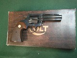 COLT 1976 Diamondback .38 SPL - 2 of 3