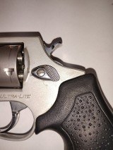 TAURUS 85 Ultra-Lite .38 SPL - 3 of 3