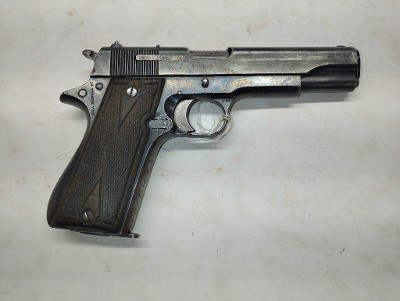 STAR b 9MM LUGER (9x19 PARA)