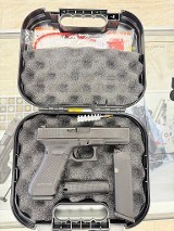 GLOCK G17 GEN 4 9MM LUGER (9X19 PARA) - 1 of 1