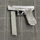 GLOCK 22 .40 S&W - 2 of 3