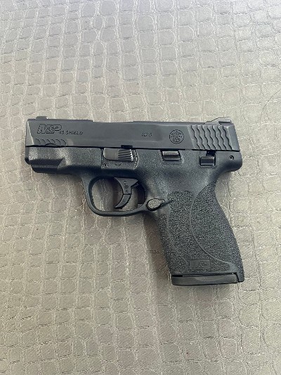 SMITH & WESSON M&P 45 SHIELD .45 ACP