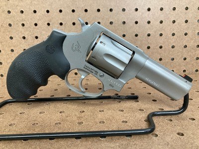 Taurus 856 Defender .38 SPL +P