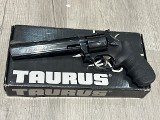 TAURUS 44 TRACKER .44 MAG/.44 SPL - 2 of 3
