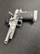 BUL ARMORY SAS 2 UR Shorty9MM LUGER (9x19 PARA) - 1 of 3