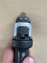 SMITH & WESSON SW9VE 9MM LUGER (9x19 PARA) - 2 of 3