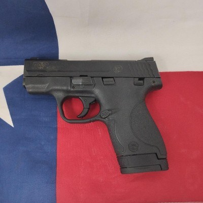 SMITH & WESSON M&P 40 Shield *CA Compliant .40 S&W