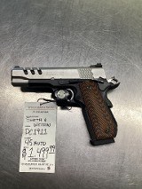 SMITH & WESSON pc1911 .45 ACP - 1 of 3