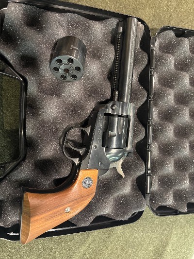 RUGER NEW MODEL SINGLE SIX .22 CAL