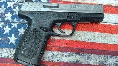 SMITH & WESSON SD40 VE 10MM/.40 S&W