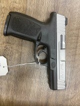 SMITH & WESSON SD9 VE 9MM LUGER (9x19 PARA)
