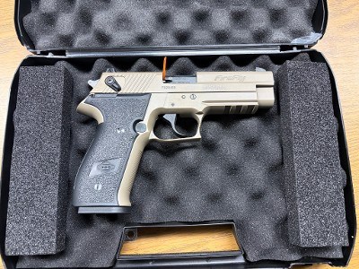 GSG GERMAN SPORTS GUNS FIREFLY FDE .22 CAL