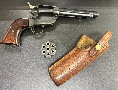 HAWES FIREARMS CO. Western Marshal .22 LR