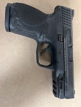 SMITH & WESSON M&P40 M2.0 .40 S&W - 2 of 3