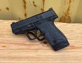 SMITH & WESSON M&P40 SHIELD .40 S&W - 2 of 3