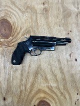 TAURUS THE JUDGE .45 LC/.410 GA - 1 of 3