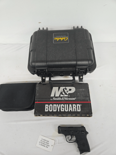 SMITH & WESSON Bodyguard w/Hard Case, Original Box, Manuals, 8 Magazines .380 ACP