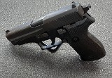 SIG SAUER p6 9MM LUGER (9x19 PARA)