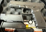 GLOCK G22 GEN 4 .40 S&W - 2 of 2
