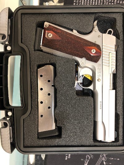 SIG SAUER 1911 .45 ACP