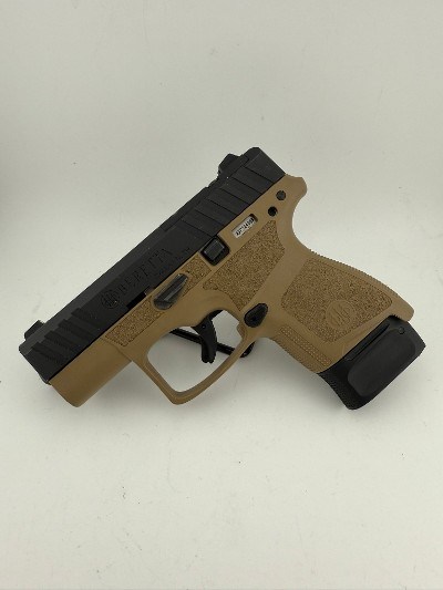 BERETTA APX A1 CARRY9MM LUGER (9x19 PARA)