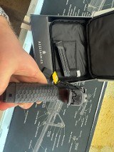 SPRINGFIELD ARMORY ECHELON THREADED (3-DOT) 9MM LUGER (9X19 PARA) - 1 of 3