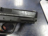 SMITH & WESSON M&P40 .40 S&W - 2 of 3
