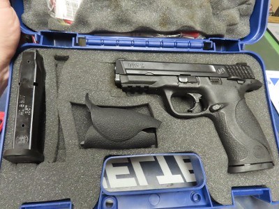 SMITH & WESSON M&P40 .40 S&W