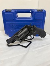SMITH & WESSON GOVERNOR .45 LC/.410 GA - 1 of 3