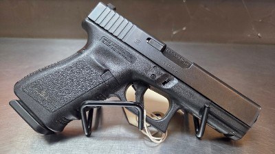 GLOCK 23 .40 S&W