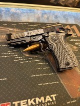 BERETTA 80X CHEETAH .380 ACP - 1 of 3