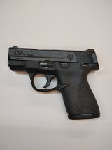 SMITH & WESSON M&P SHIELD .40 S&W - 2 of 3
