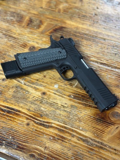 ROCK ISLAND ARMORY 1911 A1 FS Tactical .45 ACP